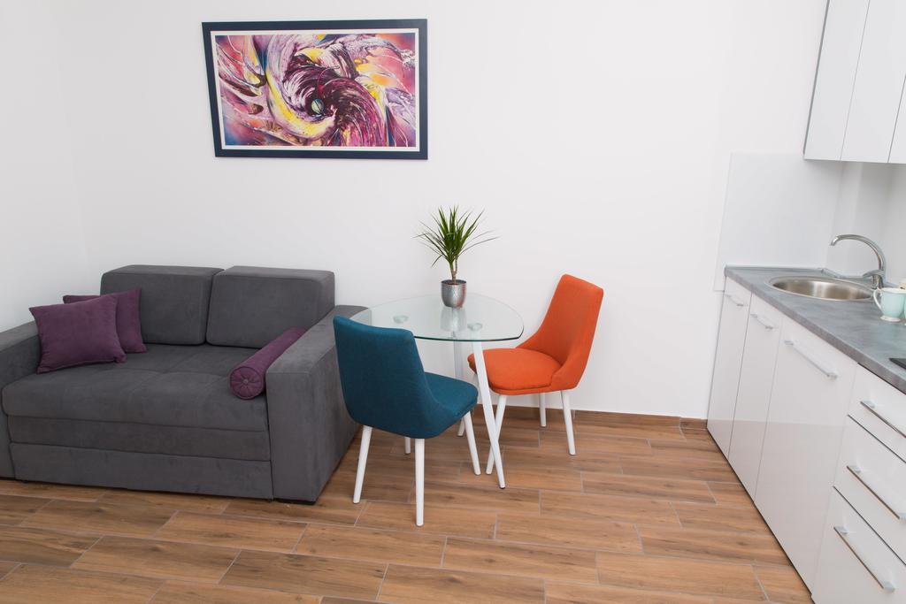 Apartment Koral Ruma Exterior photo