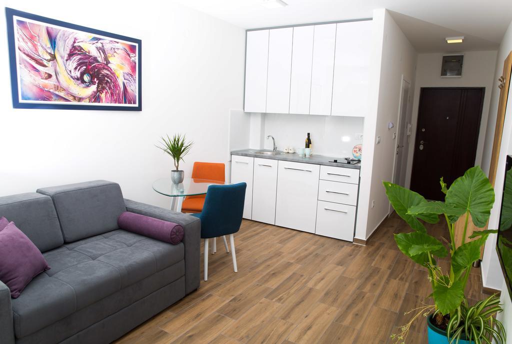 Apartment Koral Ruma Exterior photo